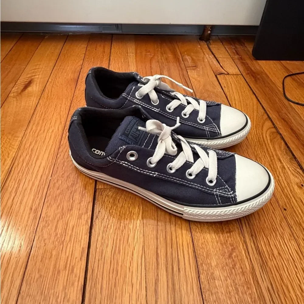 Converse Kids Sneakers in Dark Blue and White